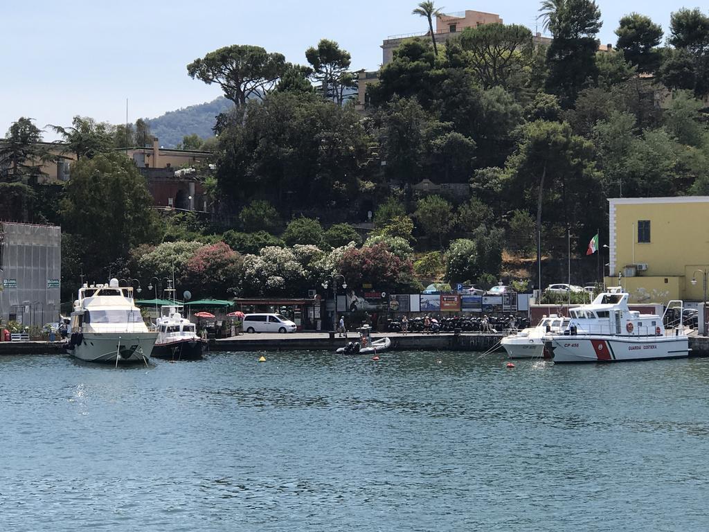 ナポリL'Approdo Di Danteアパートメント エクステリア 写真